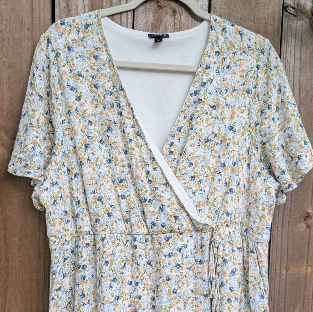 Torrid Plus Size Floral Patterned Maxi Rayon Slub Surplice Wrap Dress - Picture 3 of 12